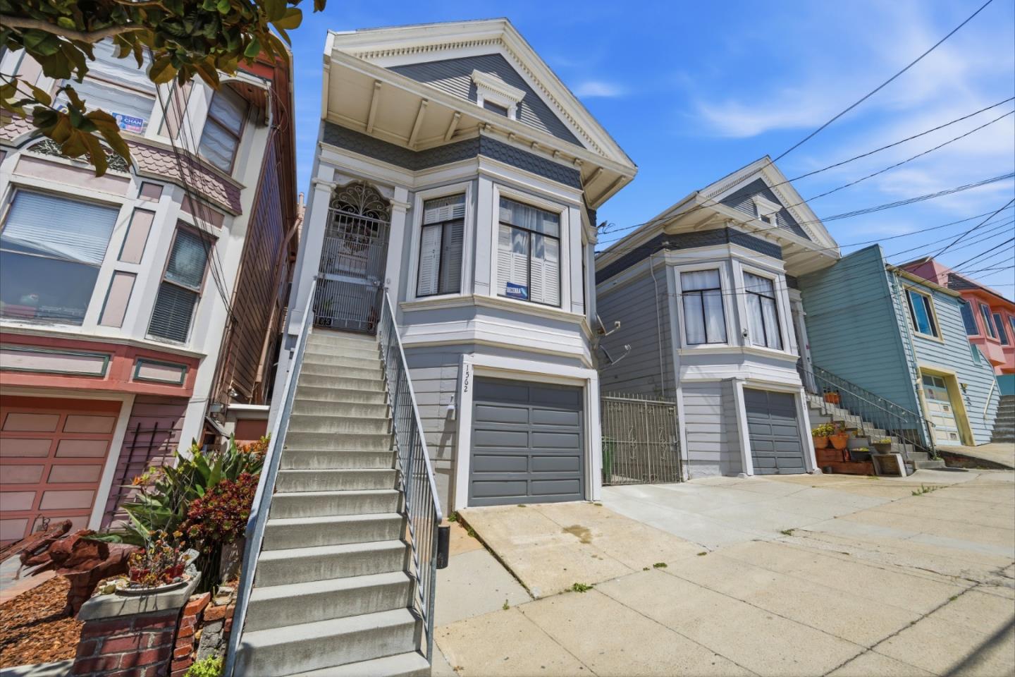 1560 Jerrold Ave, San Francisco, CA 94124